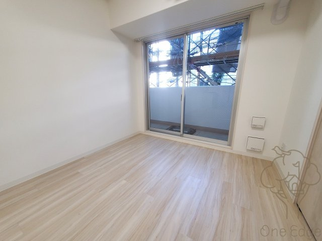 ACT DOORS天六の内装