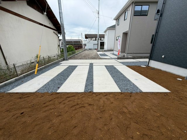 【駐車場】 | 高崎市島野町　新築住宅 | ゆったり駐車できます♪