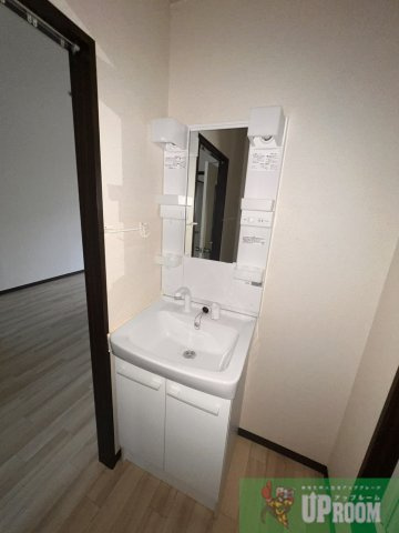 アーバン元郷 B棟の洗面所