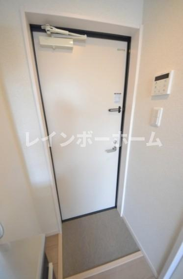 グランプラス幕張の玄関