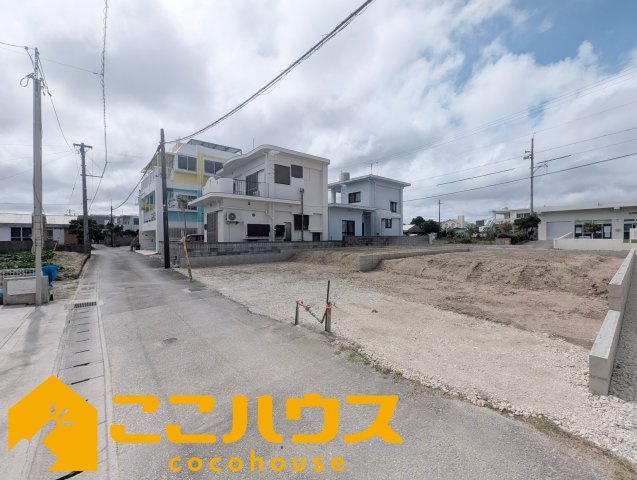 中城村北浜第4　新築戸建て　全5棟　4号棟の前面道路含む現地写真|9月下旬完成予定！