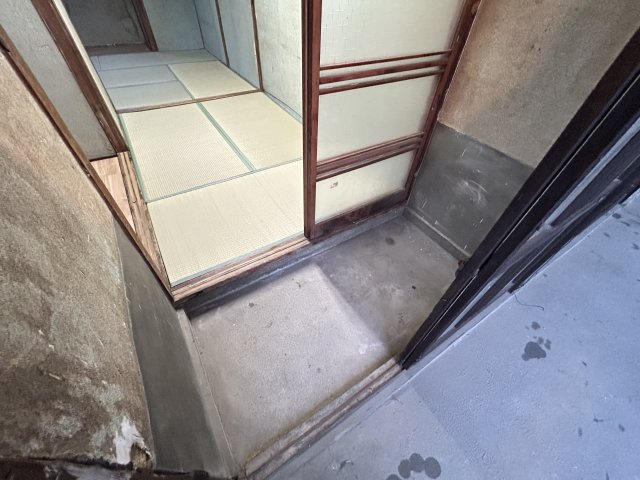 今村文化の玄関