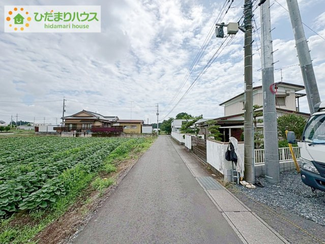 常陸大宮市宇留野　新築戸建　C号棟の前面道路含む現地写真|スーパー至近で、お買い物に便利な立地です(#^^#)