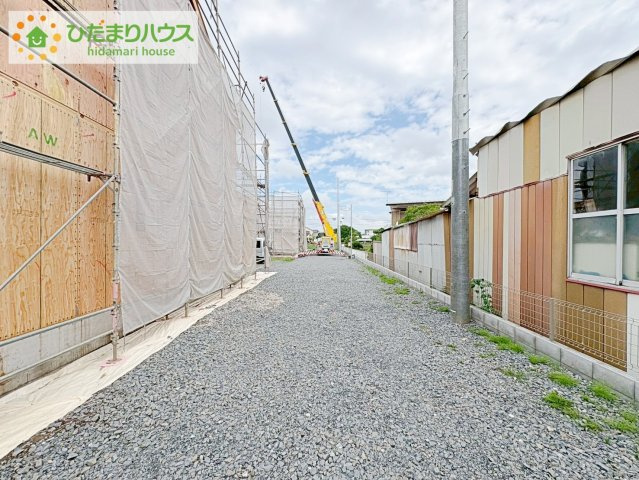 常陸大宮市宇留野　新築戸建　C号棟の前面道路含む現地写真|学校や大きな公園も近くお子様も安心！