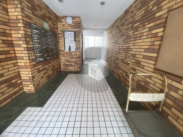 第2大原マンションのロビー