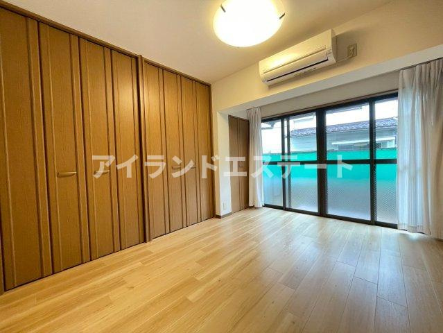下馬ヨークス　3方角住戸　専用庭　オール電化の内装