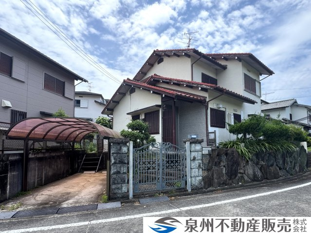 泉南市新家サングリーンいずみ台古家付き土地