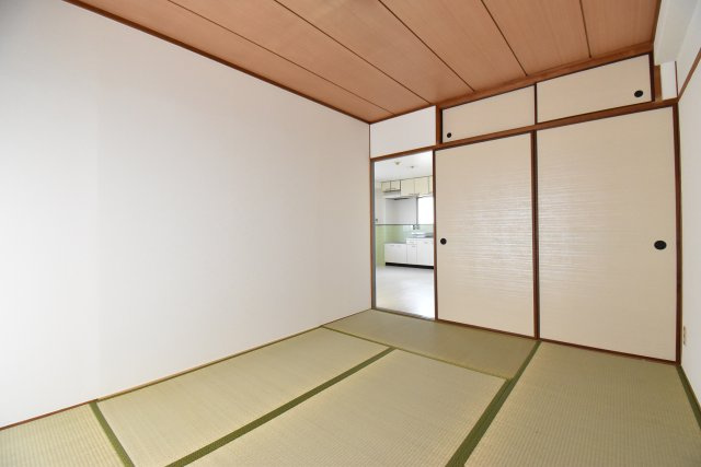 第二町田マンションの和室