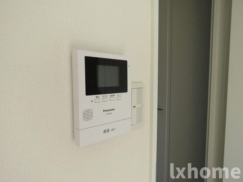 フォアール中村町のセキュリティ|便利な収納スペースです