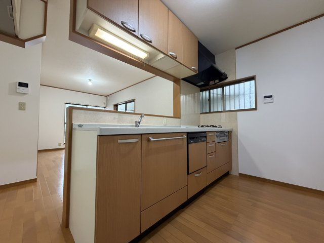 尼崎市次屋２丁目の一戸建てのキッチン