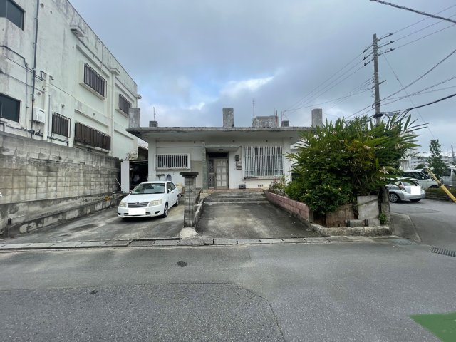 浦添市経塚（上物あり）の画像