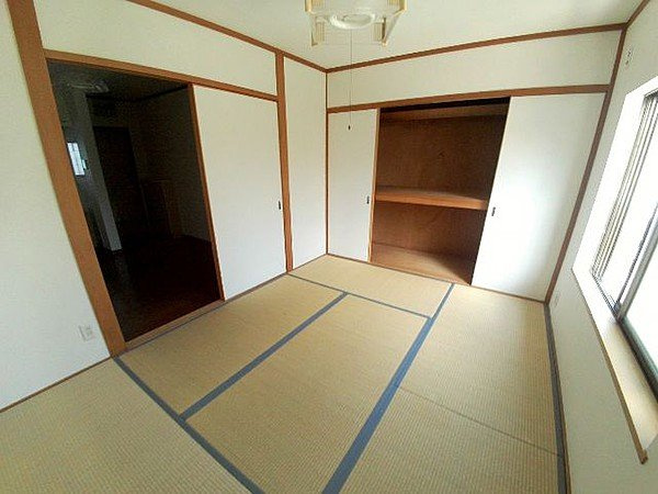 ドル深江の和室