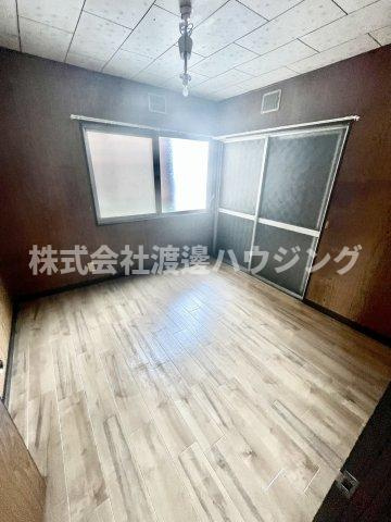 片山町1丁目貸家の寝室