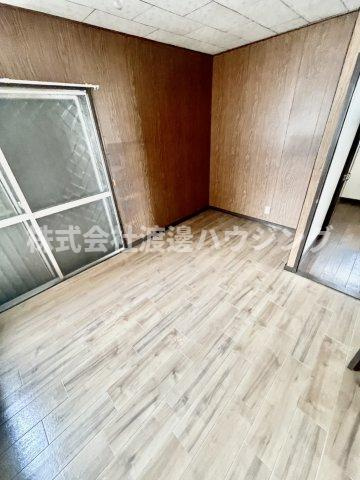 片山町1丁目貸家の寝室