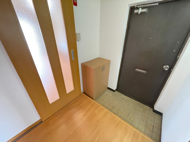 【玄関】 | 船橋ハイツ2号棟 | 落ち着いた玄関です