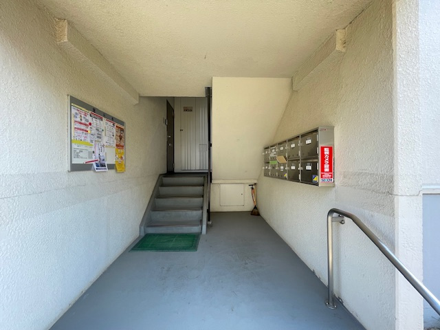 【エントランス】 | 船橋ハイツ2号棟 | 建物の内部です