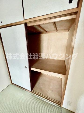アラメダ江坂の収納