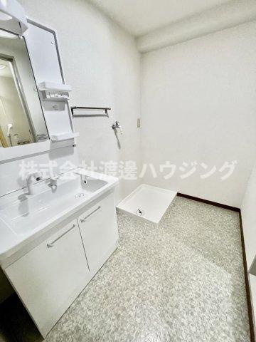 アラメダ江坂の洗面所