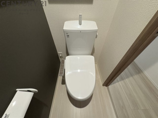 バストイレ別でオススメ　温水洗浄便座付き