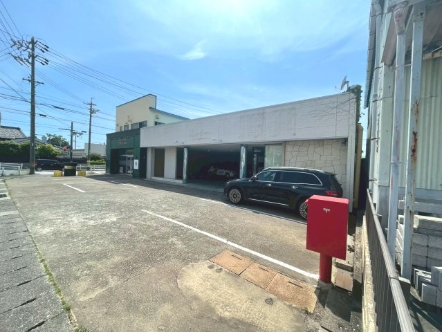 蒲郡市三谷北通　貸店舗の外観
