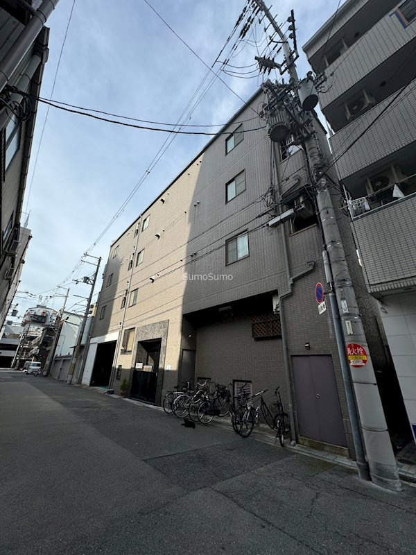 グランドウイングの外観