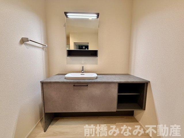 【新築平屋】前橋市朝倉町３丁目01期　限定１棟　リナージュ　新築建売の独立洗面台|朝の身支度には欠かせない独立洗面化粧台