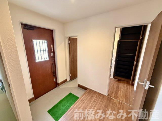 【新築】前橋市樋越町第4　１号棟(全６棟)　リーブルガーデン　新築建売分譲の玄関