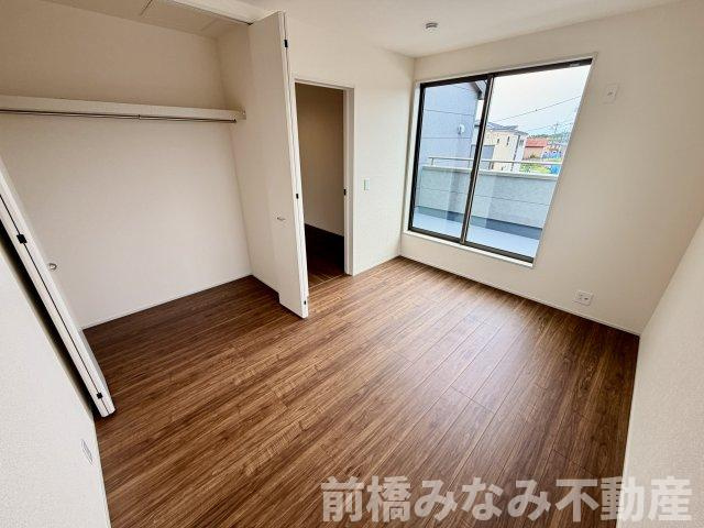 【新築】前橋市樋越町第4　１号棟(全６棟)　リーブルガーデン　新築建売分譲の洋室
