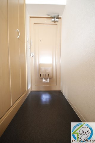 馬田マンションの玄関