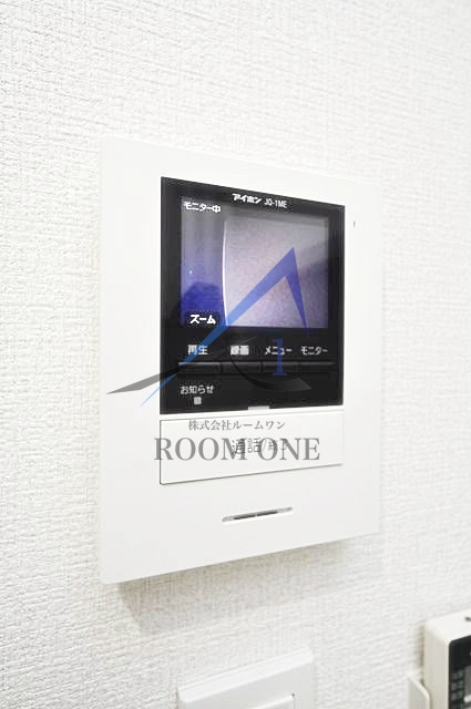 リプロンビギン三軒茶屋Ⅱのセキュリティ|モニター付きインターホンです。