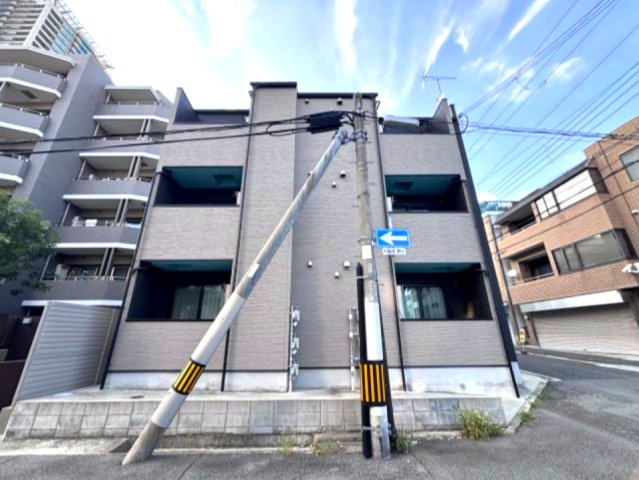 ルアナ 新神戸の外観