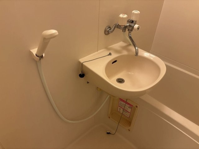 レオパレス本郷の内装