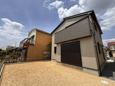 【外観】 | FIRST　TOWN瀬戸市第2平町全1棟【仲介手数料無料　效範小　南山中】 | 今すぐのご案内可能です！→  0120-336-922　までお気軽にお問い合わせください。