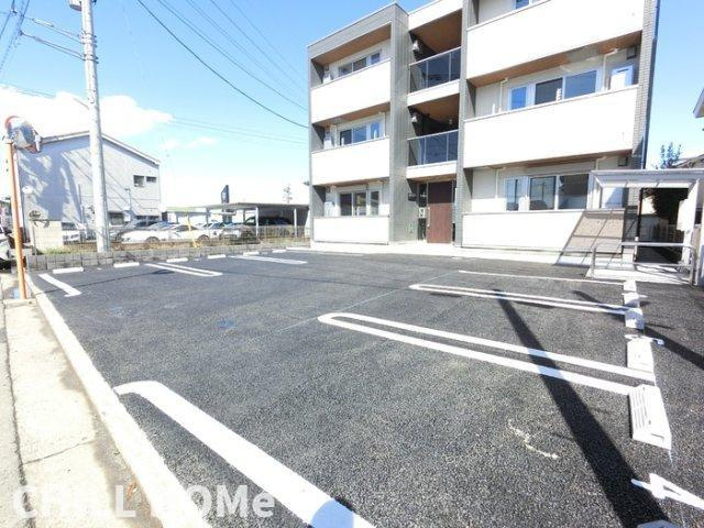 フェリーチェTAKASAKIの駐車場|他社様掲載物件もまとめてご紹介、ご案内可能です(^^)/