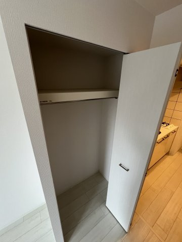 【収納】エスリード大阪デュアルゲート