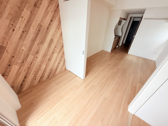セレニテ神戸駅前アリエの居間・リビング