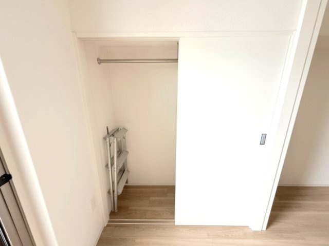 セレニテ神戸駅前アリエの収納