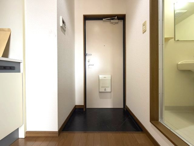 アサリハイツの玄関