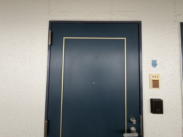アサリハイツの玄関