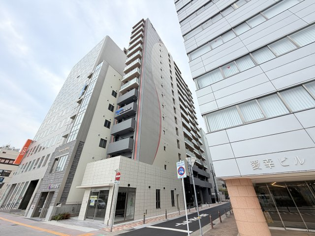 セレニテ神戸駅前アリエの外観