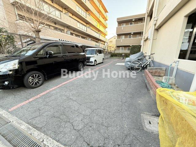 第二町田マンションの駐車場