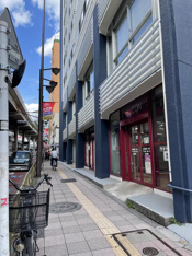 まいばすけっと三軒茶…まで450m