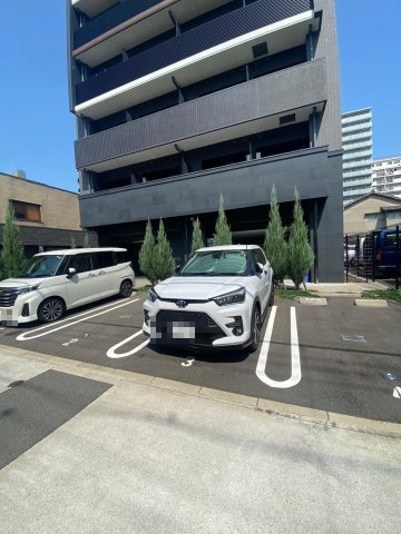 メイクス矢場町　名古屋市賃貸　仲介手数料無料の駐車場