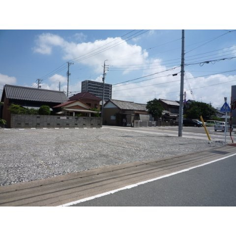 加納大黒町2丁目駐車場