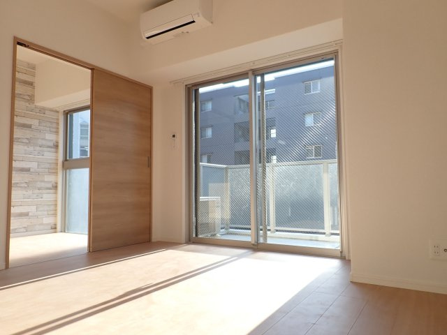 【居間・リビング】 | ラフレシーサ博多駅南6