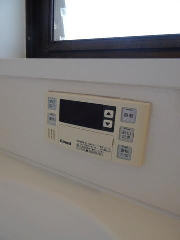 松月アパートの浴室|★追い炊き機能完備★