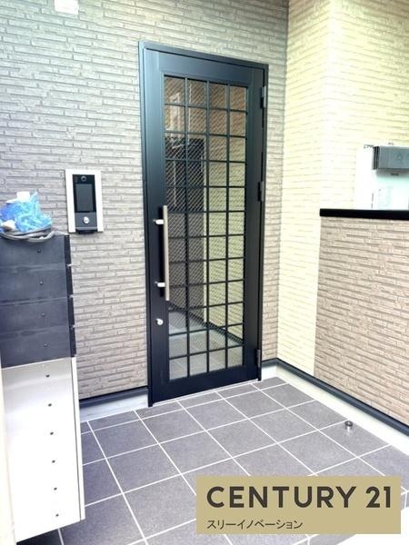 H-maison大正６のエントランス