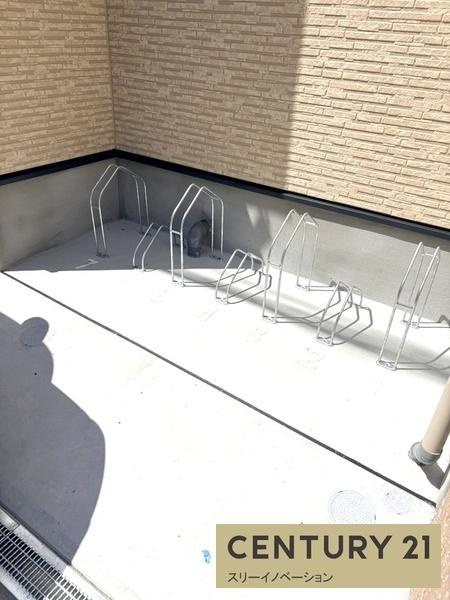 H-maison大正６の駐車場|★駐輪場★