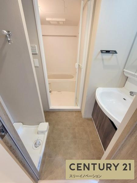 Louis Residence 弁天町の洗面所|★水廻りこんな感じです★