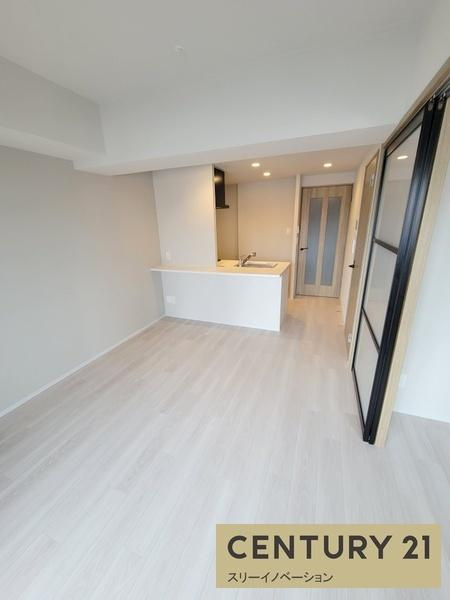 Louis Residence 弁天町の洋室|★アクセントクロスもおしゃれですね★